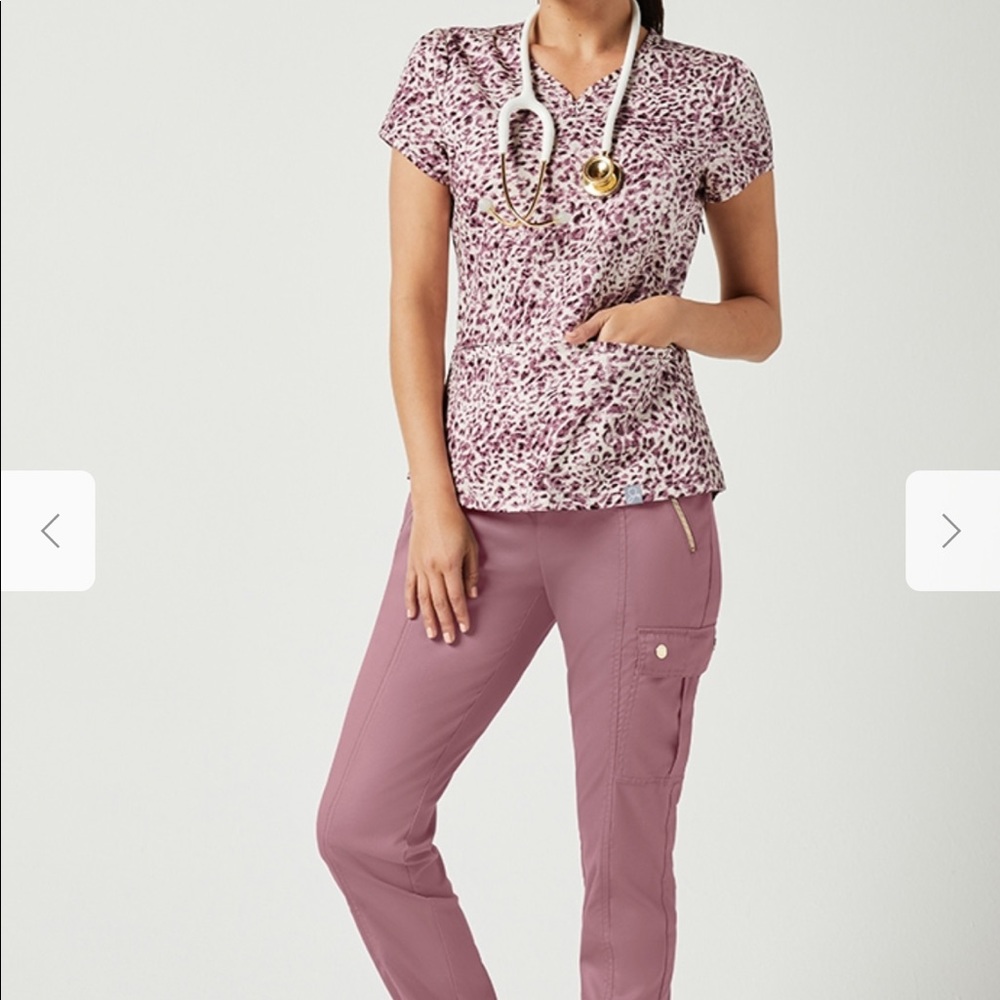 Jaanuu Scrub top and bottom